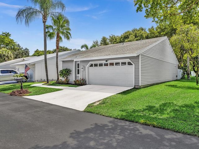 5 of 77 - 8 Hawthorne Lane, Boynton Beach, FL