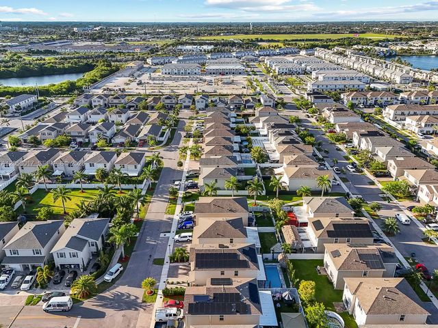 4 of 47 - 501 Ne 6th Court, Florida City, FL