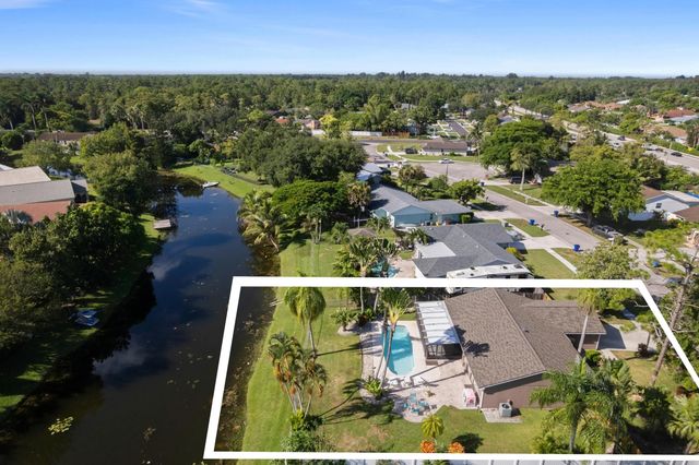 4 of 40 - 108 Cambridge Lane, Royal Palm Beach, FL