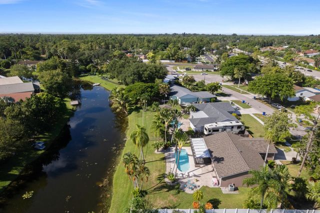 5 of 40 - 108 Cambridge Lane, Royal Palm Beach, FL