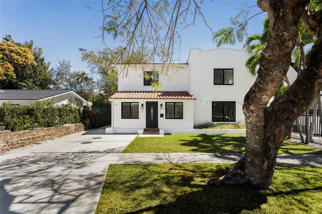 2 of 22 - 7111 Sw 63rd Avenue, South Miami, FL