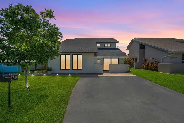 5 of 56 - 3950 Sw 82nd Terrace, Davie, FL
