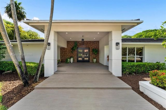 2 of 31 - 11721 Jacaranda Place, Coral Gables, FL