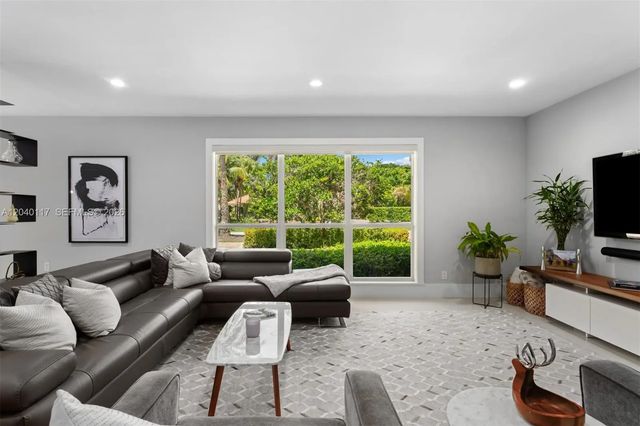 4 of 31 - 11721 Jacaranda Place, Coral Gables, FL