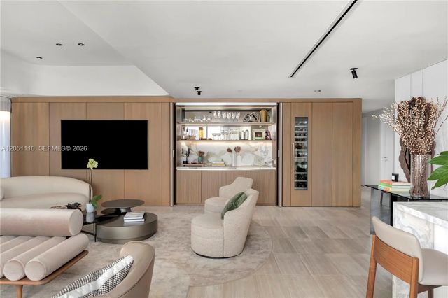 5 of 46 - 4701 N Meridian Avenue #421, Miami Beach, FL
