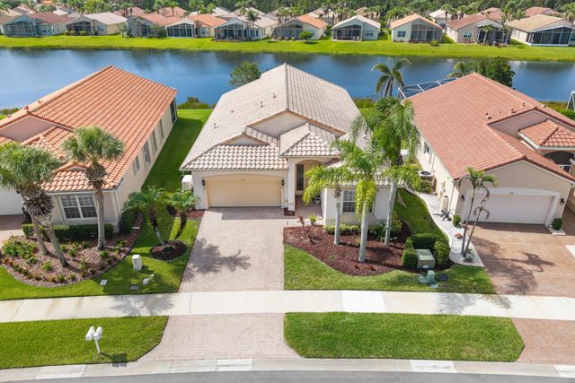 2 of 75 - 396 Nw Springview Loop, Port St. Lucie, FL
