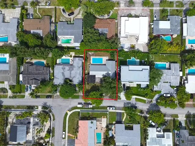 2 of 22 - 19711 Ne 21st Court, Miami, FL