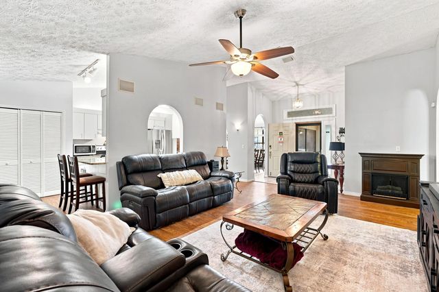 2 of 44 - 6107 Bamboo Drive, Fort Pierce, FL