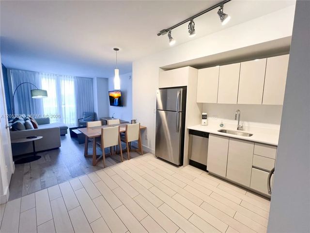4 of 45 - 2602 E Hallandale Beach Boulevard #r1503, Hallandale Beach, FL