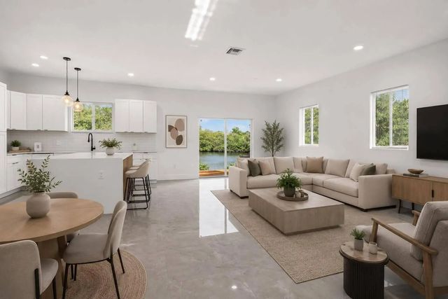 655 Nw 24th Avenue, Fort Lauderdale