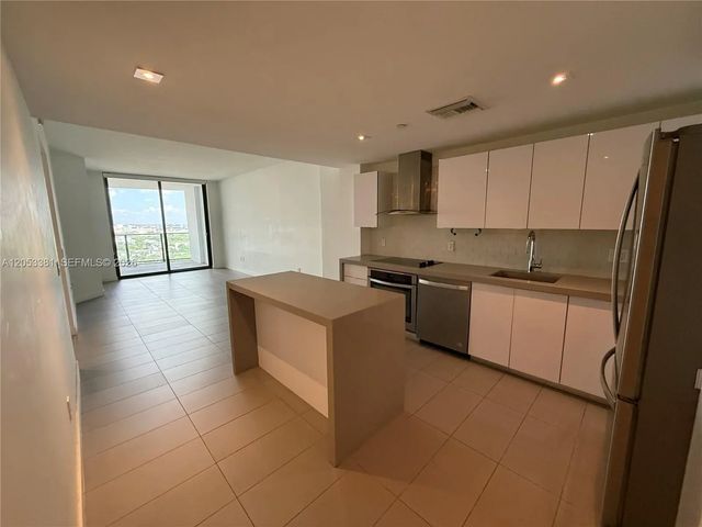 2 of 20 - 1600 Ne 1st Avenue #1711, Miami, FL