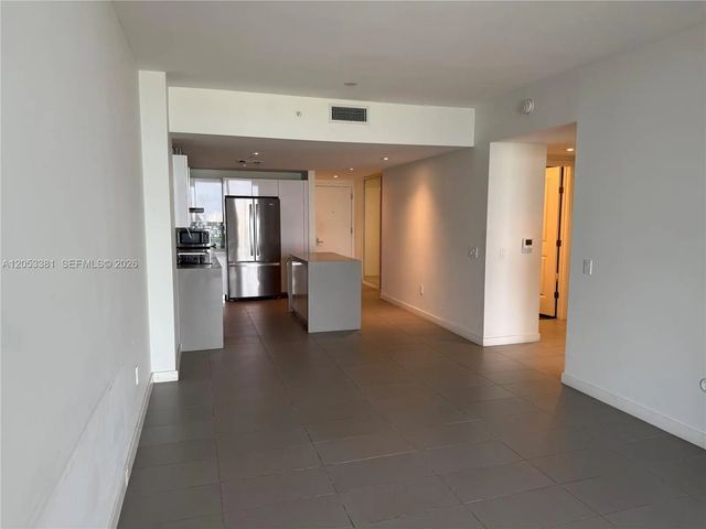 4 of 20 - 1600 Ne 1st Avenue #1711, Miami, FL