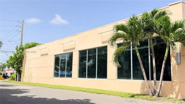 2 of 15 - 1036 Nw 1st Court, Hallandale Beach, FL