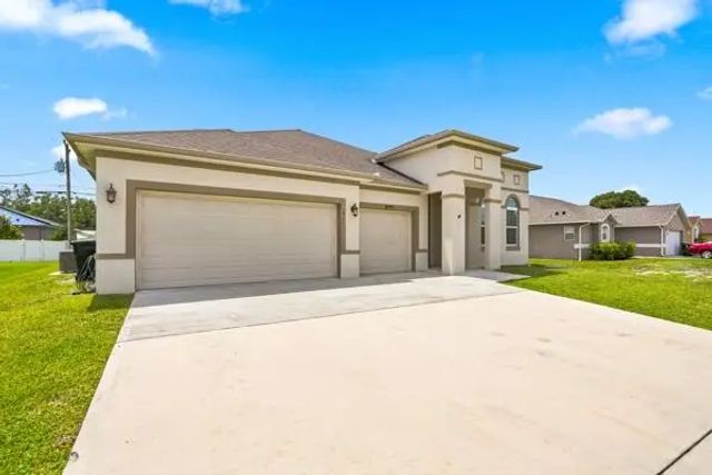 1957 Sw Logan Street, Port St. Lucie