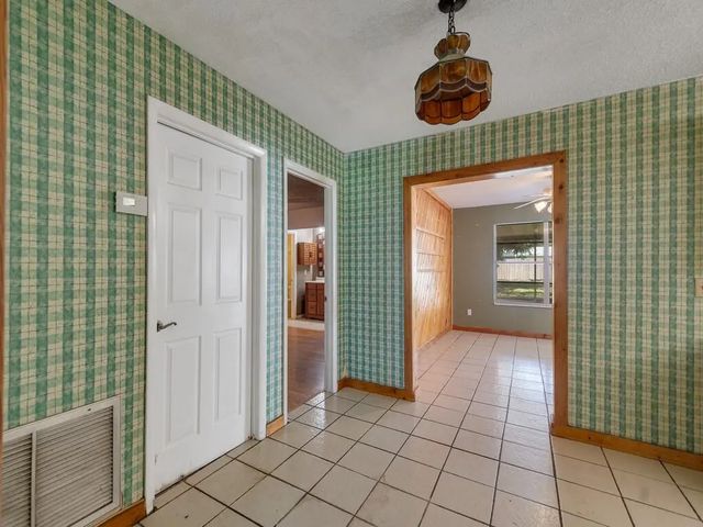 5 of 37 - 2309 Ne 13th Court, Jensen Beach, FL