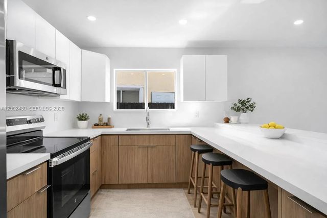 2 of 17 - 354 Ne 35th Avenue, Homestead, FL