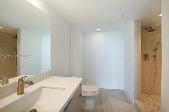 5 of 13 - 650 West Avenue #1404, Miami Beach, FL