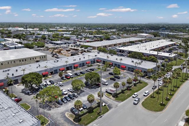 2 of 20 - 18647 Sw 107th Avenue #1, Cutler Bay, FL