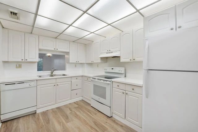 5 of 26 - 1075 Riverside Drive #508, Coral Springs, FL