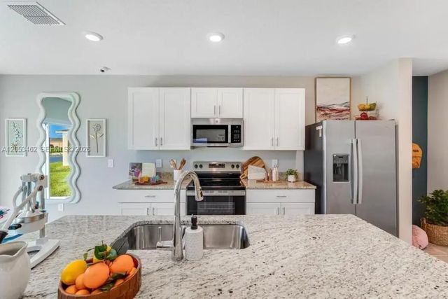 2 of 18 - 6518 Equinox Lane, North Fort Myers, FL