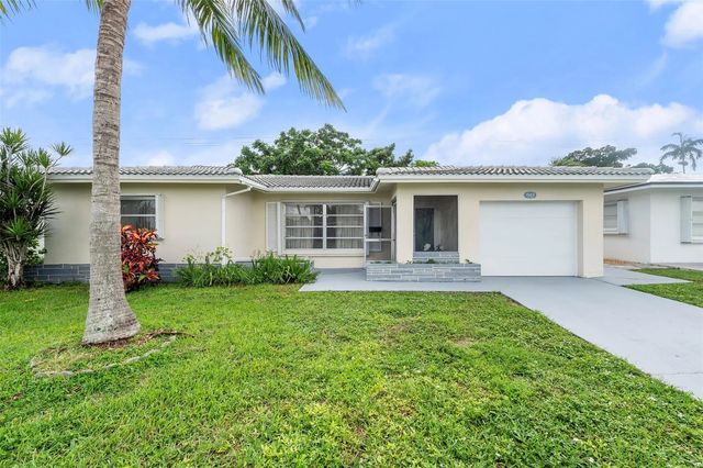 3 of 20 - 8604 Nw 57th Court, Tamarac, FL