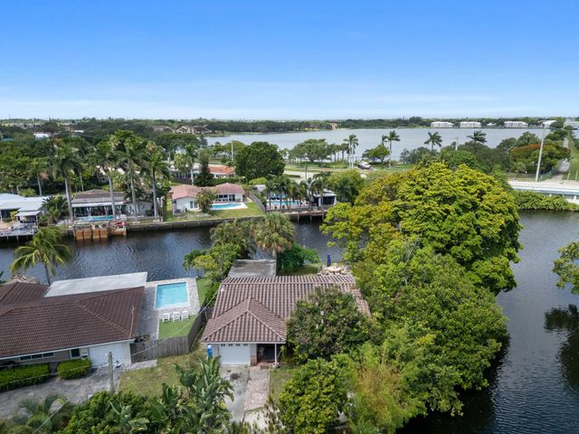 4 of 35 - 2060 Nw 37th Street, Oakland Park, FL