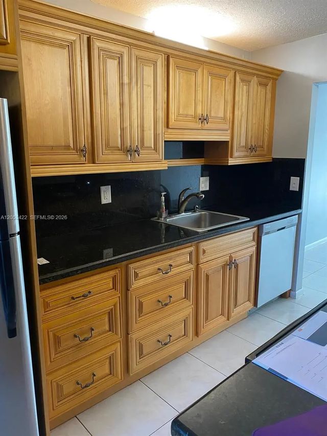 3 of 19 - 9962 Nob Hill Court #9962, Sunrise, FL