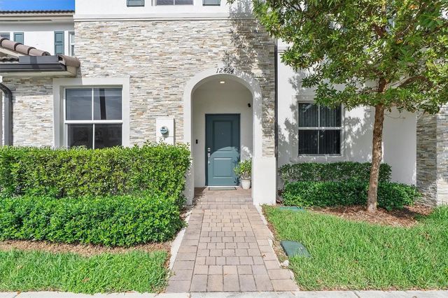 4 of 47 - 12424 Nw 23rd Court, Miami, FL