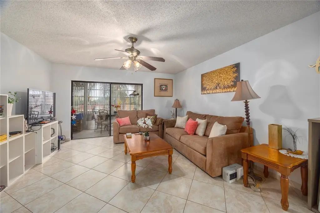 3990 Nw 42nd Avenue #311, Lauderdale Lakes