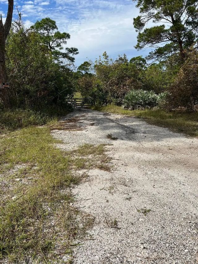 4 of 5 - 6595 Turnpike Feeder Road, Fort Pierce, FL
