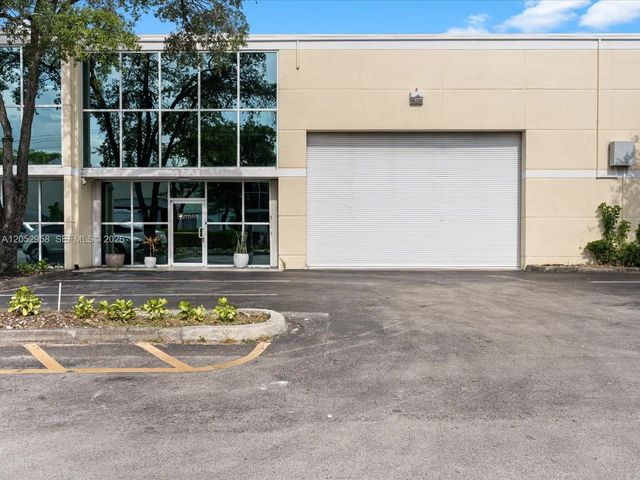 8011 Nw 29th Street #8011, Doral
