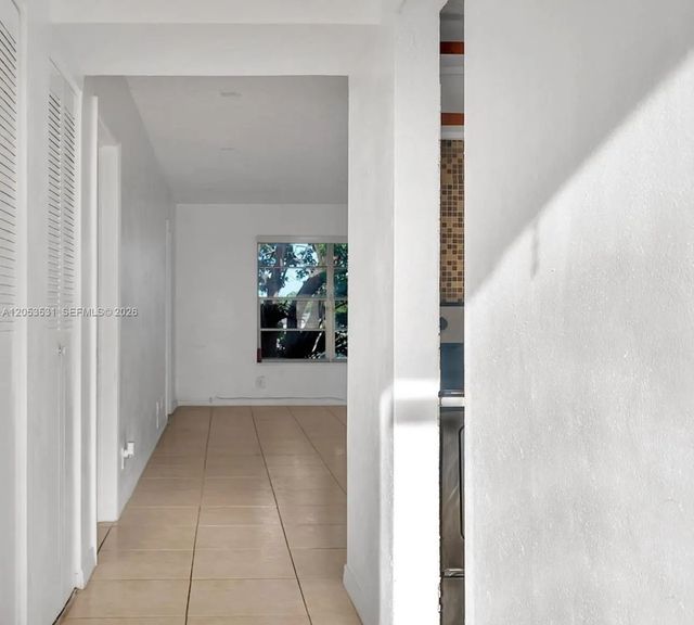 4 of 18 - 19105 Ne 2nd Avenue #2118, Miami, FL