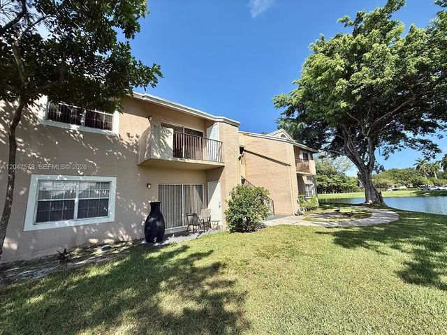 2 of 30 - 2151 Nw 96th Terrace #15g, Pembroke Pines, FL