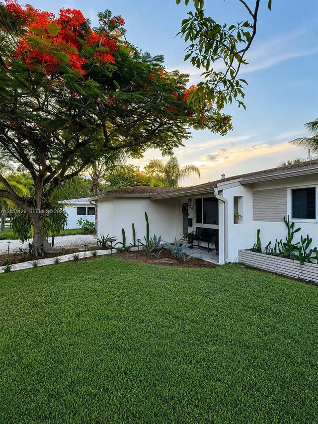 4 of 45 - 1713 Sw 10th Court, Fort Lauderdale, FL