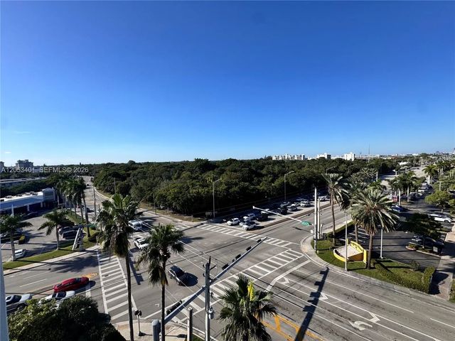 13499 Biscayne Boulevard #703, North Miami