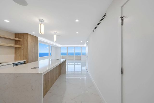 3 of 37 - 545 S Fort Lauderdale Beach Boulevard #1701, Fort Lauderdale, FL