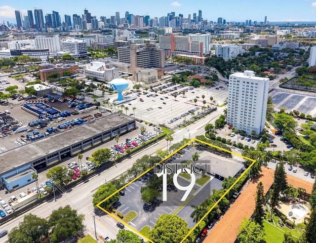 2 of 27 - 1902 Nw 14th Avenue, Miami, FL