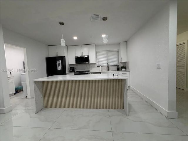 4700 Nw 1st Court, Plantation