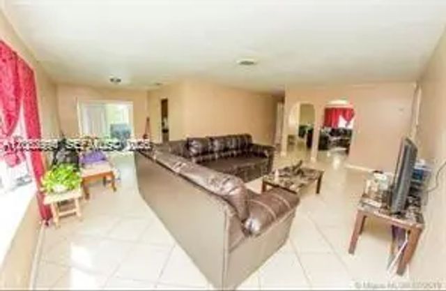 4 of 15 - 5333 Nw 18th Street #3a, Lauderhill, FL