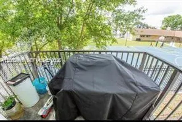 5 of 15 - 5333 Nw 18th Street #3a, Lauderhill, FL
