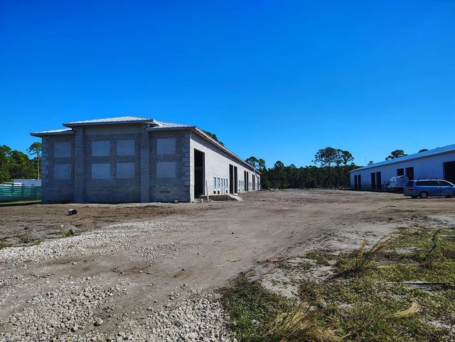 3 of 6 - 2095 Commerce Lakes Drive #1-18, Port St. Lucie, FL