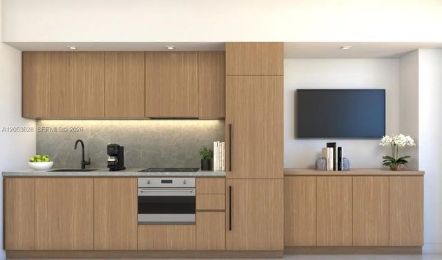 3 of 12 - 501 Ne 1st Street #1006, Miami Beach, FL