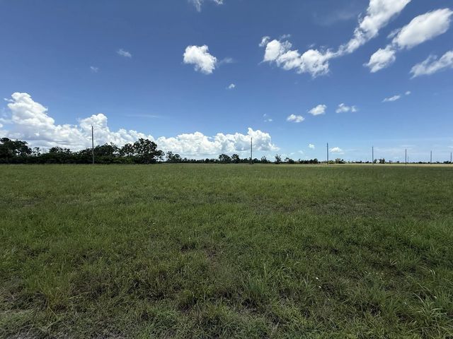 12439 Greenling Way, Placida
