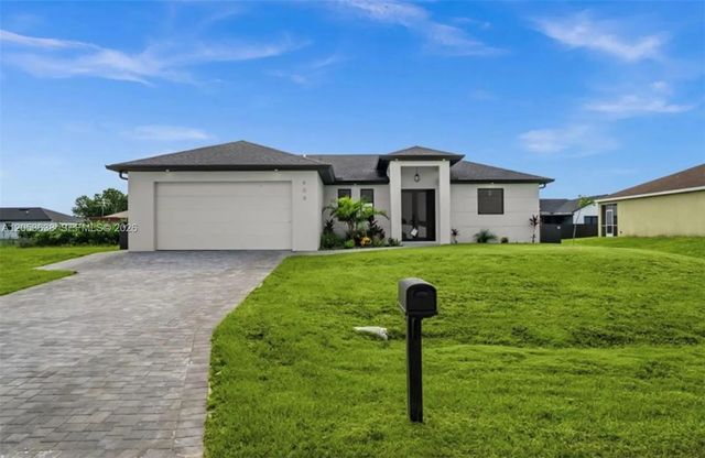 409 Nw 25th Place, Cape Coral
