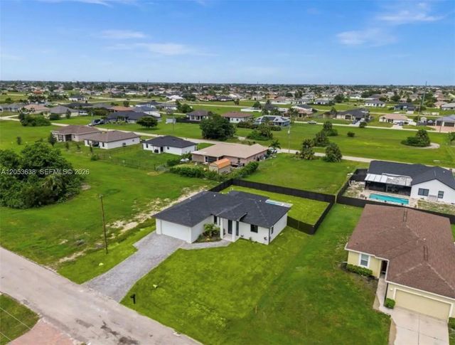 5 of 45 - 409 Nw 25th Place, Cape Coral, FL