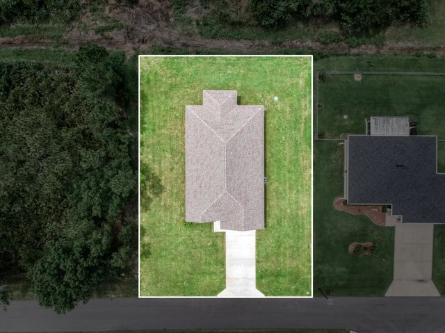 3 of 39 - 6970 Mexican Hat Drive, Sebring, FL