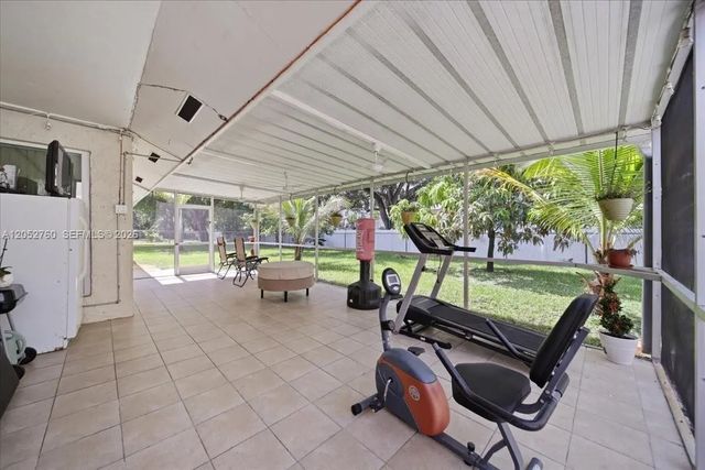 4 of 24 - 9050 Crescent Drive, Miramar, FL