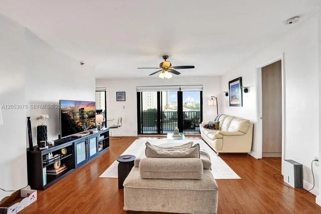 3 of 58 - 1201 S Ocean Drive #310n, Hollywood, FL