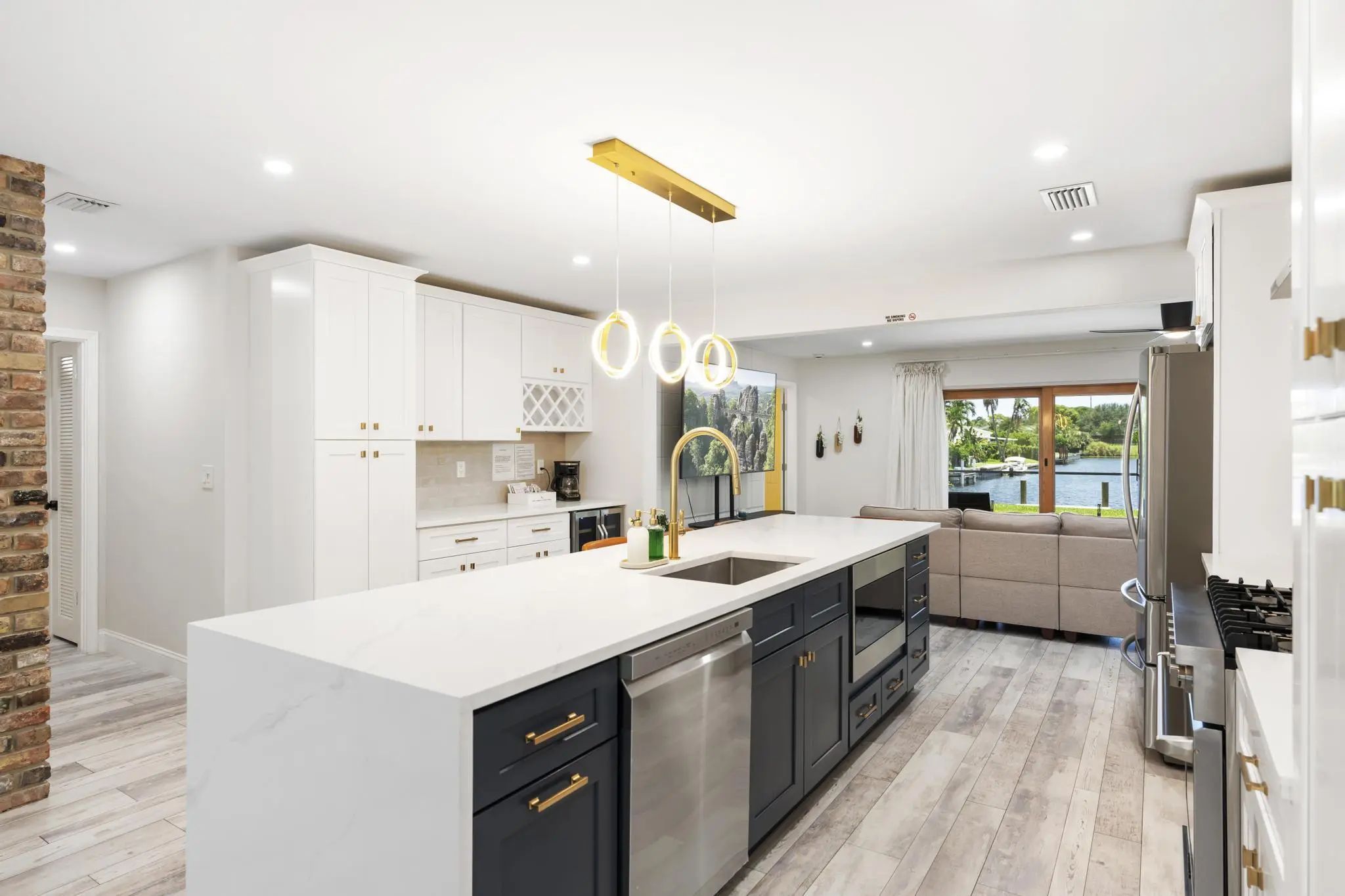 8416 Pine Tree Lane, Lake Clarke Shores, FL, 33406