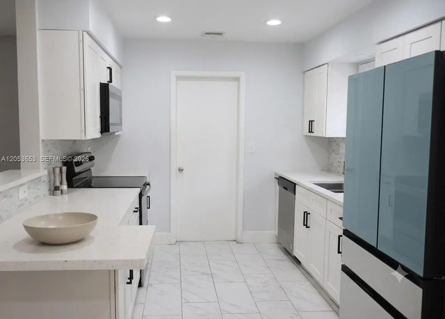 3 of 15 - 351 Nw 206th Terrace, Miami Gardens, FL